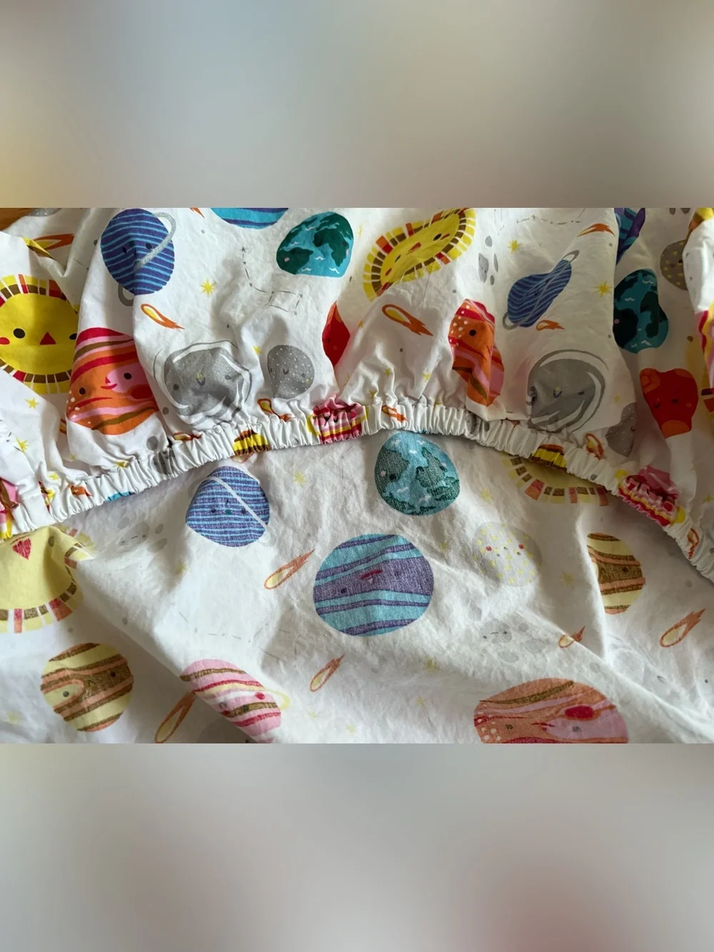 Crate & Barrel /Crate & Kids Organic Outer Space planets Sun crib toddler sheet